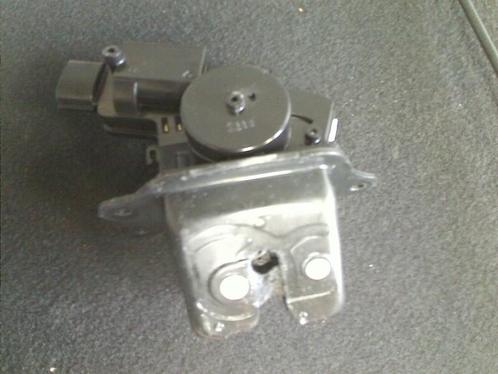 ACHTERKLEPSLOT Toyota C-HR (X1,X5) (01-2016/-), Auto-onderdelen, Carrosserie, Achterklep, Toyota, Gebruikt