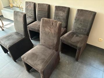  6 eettafel stoelen fluweel / alcanta met wieltjes    beschikbaar voor biedingen