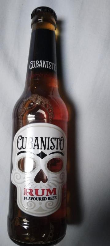 Cubanisto-fles beschikbaar voor biedingen