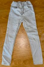 Jeans met skinny fit en denim, Kinderen en Baby's, Kinderkleding | Maat 140, Broek, Gebruikt, Jongen of Meisje, Denim