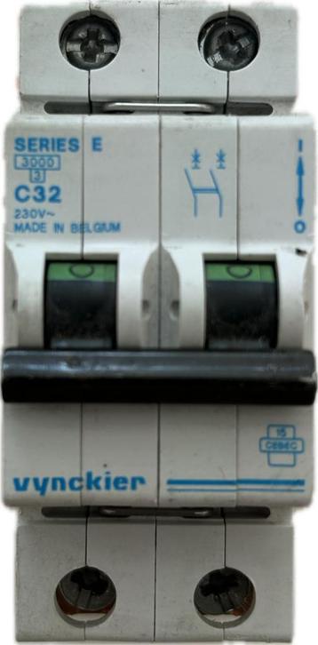 Vinckier C32 stroomonderbreker beschikbaar voor biedingen