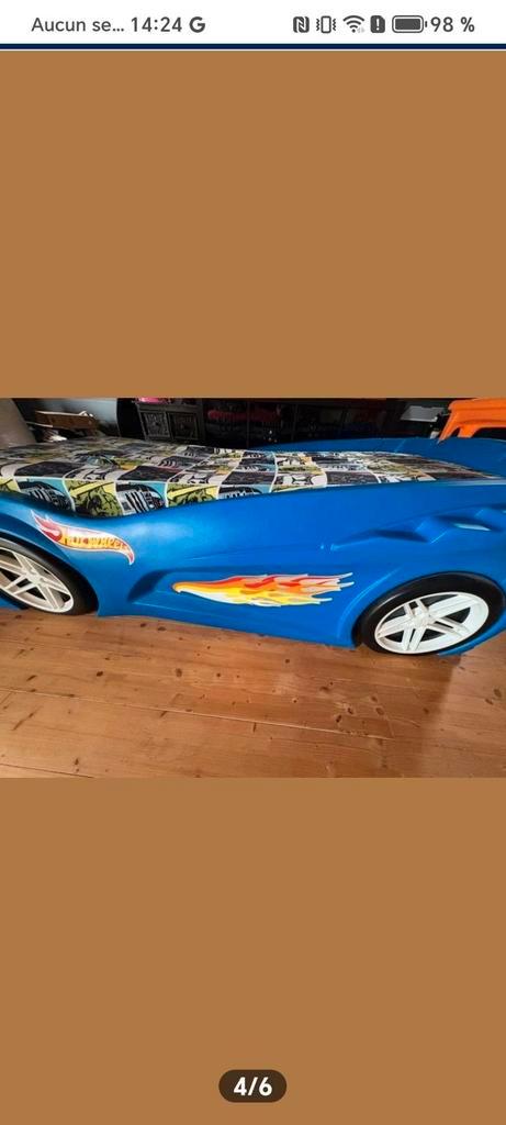 Lit Hotwheels 1 pers avec matelas'Roi du M. Achat 7mois, Kinderen en Baby's, Babywiegjes en Ledikanten, Ledikant, Ophalen