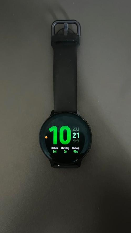 Samsung Watch Active2 + oplader, Bijoux, Sacs & Beauté, Montres connectées, Comme neuf, Android, Noir, Distance, Bandage calorique