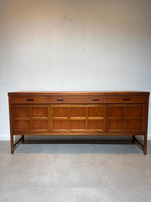 Vintage Nathan Hairpin sideboard, Huis en Inrichting, Kasten | Secretaires, Ophalen