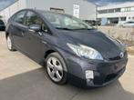 Toyota Prius hybride, Achat, Entreprise, Carnet d'entretien, 5 places