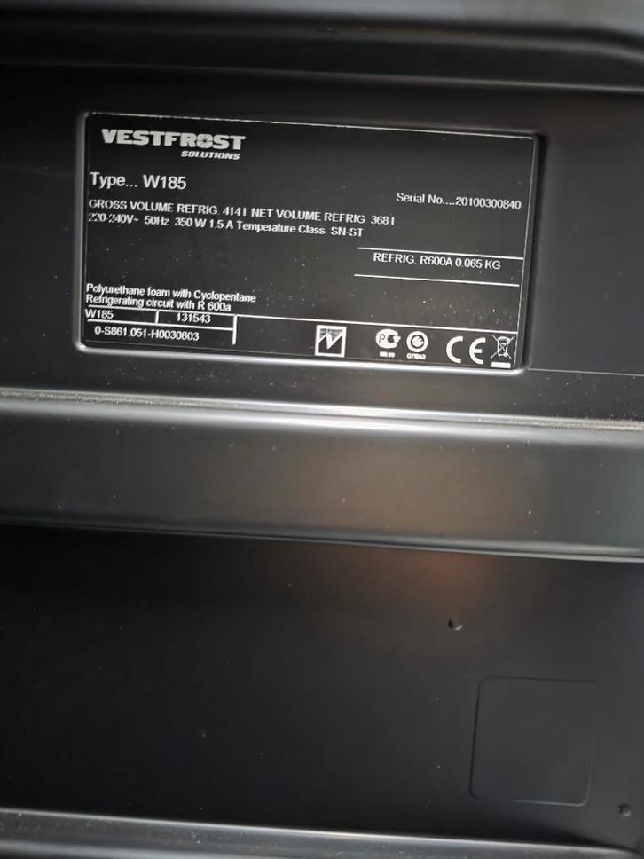 2 x Armoire à vin Vestfrost W185 à vendre, Electroménager, Réfrigérateurs & Frigos, Utilisé, Sans bac à congélation, 150 à 200 litres
