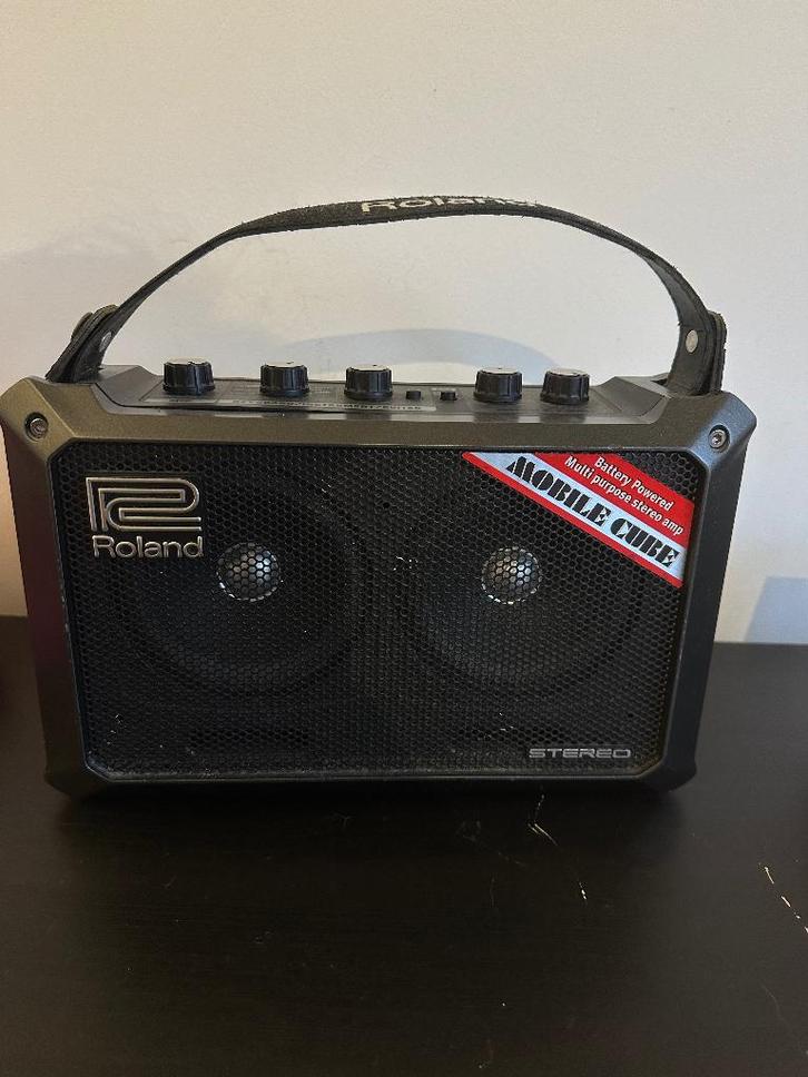 Guitare ampli Roland Cube mobile + cable, Musique & Instruments, Amplis | Basse & Guitare, Neuf, Guitare, Enlèvement ou Envoi