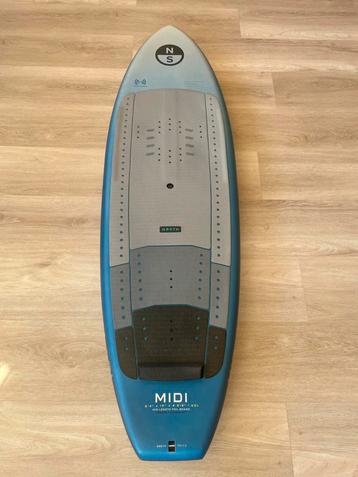 NORTH MIDI Foilboard 2025 beschikbaar voor biedingen