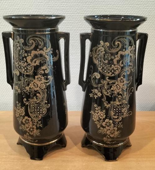 Deux jolis vases laqués et dorés, Antiquités & Art, Antiquités | Céramique & Poterie, Enlèvement ou Envoi
