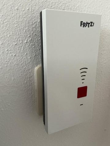 Wifi mesch versterker Fritz Repeater 2400  beschikbaar voor biedingen