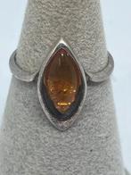 Zilveren ring met amber maat 14, Bijoux, Sacs & Beauté, Bagues, Neuf, Argent, Jaune, 20 ou plus grands