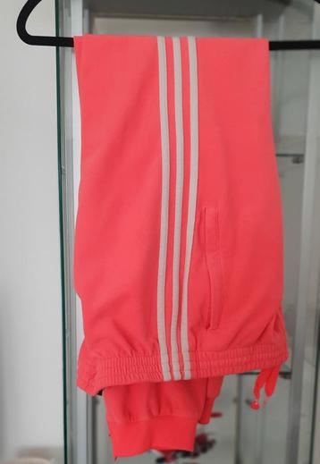 Peau de pêche Adidas vintage parfaite état ! beschikbaar voor biedingen