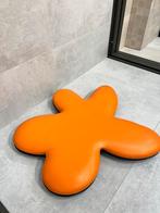 Twee design lederen zitkussens, Huis en Inrichting, Woonaccessoires | Kussens, Ophalen, Gebruikt, Oranje