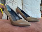 Longchamp pumps, hoge hakken, mt 35,5, Kleding | Dames, Schoenen, Ophalen of Verzenden, Nieuw, Pumps