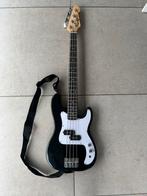 Zwarte basgitaarpakket van Gear4music., Muziek en Instrumenten, Ophalen of Verzenden, Zo goed als nieuw, Instrument