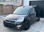Peugeot Partner • 1.6 HDI • 3Zit • Euro6b • GPS,Camera, Auto's, Voorwielaandrijving, Stof, Zwart, 5 deurs