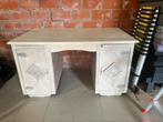 Antieke bureau met prachtig uitsnijwerk, Huis en Inrichting, Ophalen, Bureau