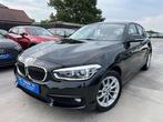 BMW 116 i 5-DEURS NAVIGATIE XENON FULL LED PDC BLUETOOTH, Auto's, BMW, 1 Reeks, Euro 6, Emergency brake assist, Zwart