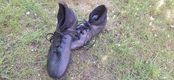 zwarte votebal / loopschoenen beschikbaar voor biedingen