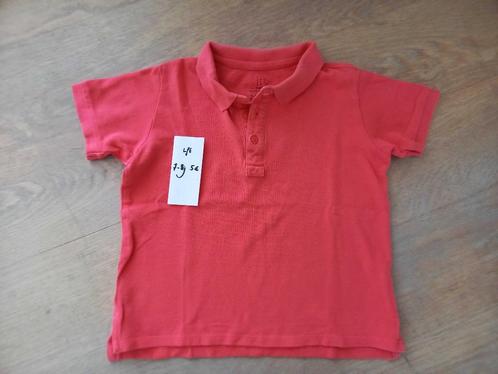 Rode polo Lft 7-8 jaar, Kinderen en Baby's, Kinderkleding | Maat 122, Zo goed als nieuw, Jongen, Shirt of Longsleeve, Ophalen of Verzenden