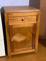 Kastje, Huis en Inrichting, Slaapkamer | Nachtkastjes, Ophalen, Gebruikt