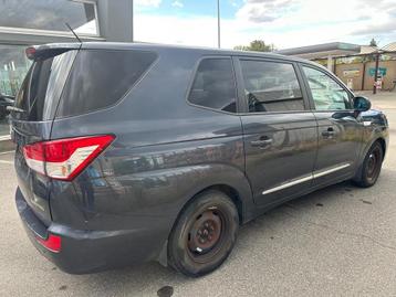 Ssangyong rodius lichte vrachtwagen 161.286km gekeurd beschikbaar voor biedingen