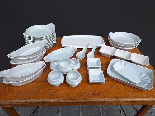 aperitief en oven schaaltjes wit porselein, Huis en Inrichting, Keuken | Servies, Gebruikt, Schaal of Schalen, Effen, Porselein