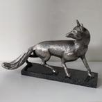 Beeld: Vos in antiek zilver op granieten sokkel of brons, Antiek en Kunst
