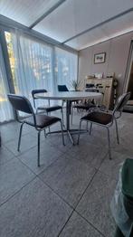 Tafel en 4 stoelen vintage., Huis en Inrichting, Ophalen, Zo goed als nieuw