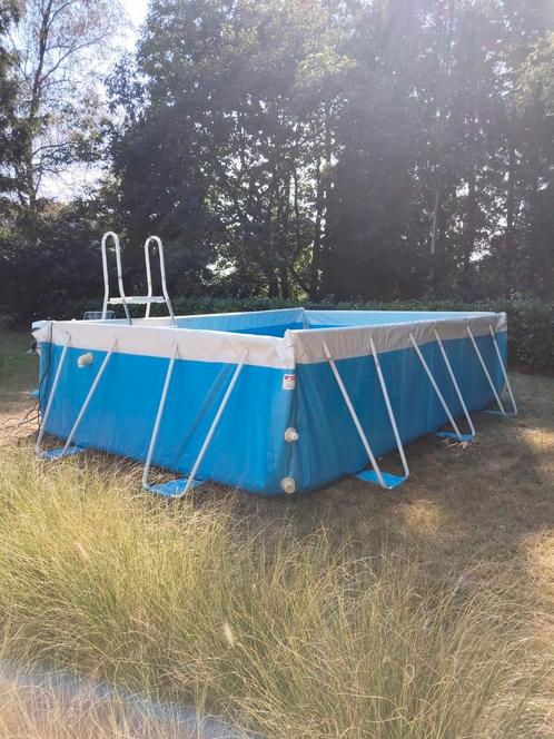 Piscine laghetto 4x2,80 et 1,20, Tuin en Terras, Zwembaden, Ophalen