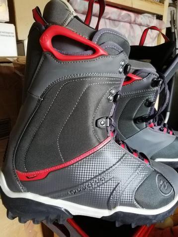 Boots de snowboard neuves