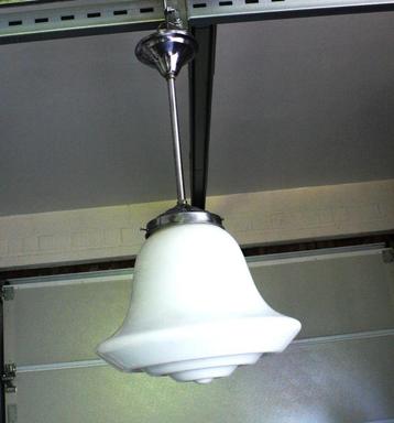 Art Deco hanglamp  van het merk “ ULTRA LUX “ Lamp en chrome