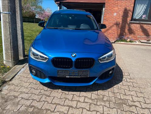 Bmw 120i. Gekeurd voor verkoop, Auto's, BMW, Particulier, 1 Reeks, Benzine, Euro 6, 5 deurs, Automaat, Blauw, Alcantara, Achterwielaandrijving