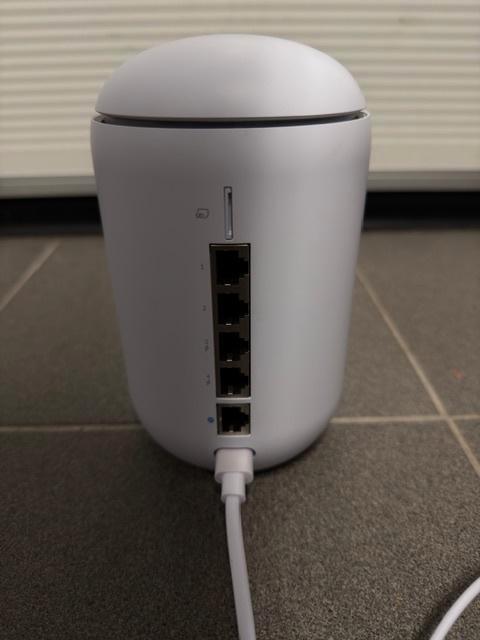 UniFi Dream Router (Wi‑Fi 6), Computers en Software, Routers en Modems, Zo goed als nieuw, Router, Ophalen