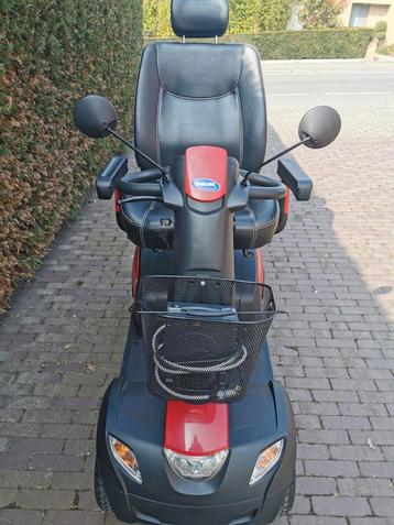 Bijna nieuw Scootmobiel invacare comet pro info 0488826971  beschikbaar voor biedingen
