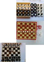 3 jeux d'échecs de voyage dont 1 magnétique et 1 Spear Orien, Comme neuf, Enlèvement ou Envoi, Jeu de voyage, Cinq joueurs ou plus