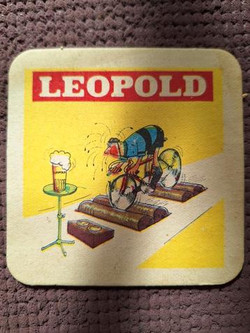 Oud bierviltje brouwerij Leopold Brussel wielrenner beschikbaar voor biedingen
