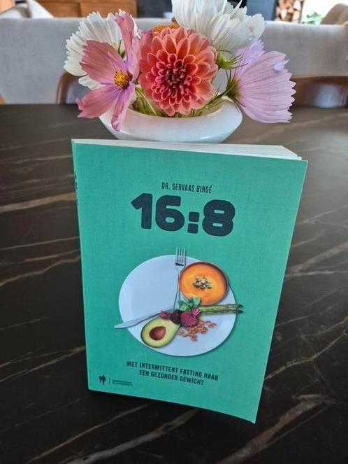 Servaas Bingé - 16:8, Boeken, Gezondheid, Dieet en Voeding, Zo goed als nieuw, Ophalen of Verzenden
