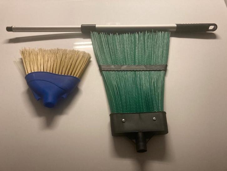 Bezemset + telescopische steel, 2 borstels (binnen + buiten), Caravans en Kamperen, Caravanaccessoires, Nieuw, Ophalen of Verzenden