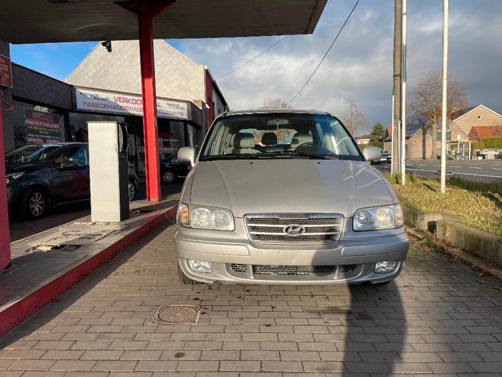 HYUNDAI TRAJET 2.0 BENZINE (103KW) 178.000KM EURO4. GEKEURD., Auto's, Hyundai, Bedrijf, Te koop, Trajet, ABS, Adaptieve lichten