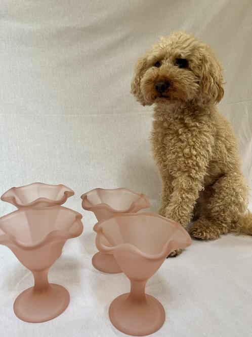 Vintage pastel roze dessertglazen, Antiek en Kunst, Antiek | Servies los, Ophalen of Verzenden