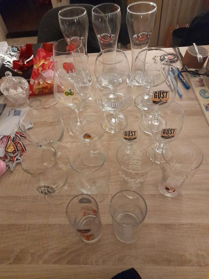 Hier wat bierglazen van mijn mama haar collectie, Verzamelen, Biermerken, Gebruikt, Glas of Glazen, Ophalen
