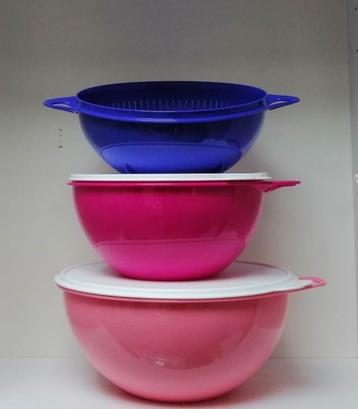 Tupperware™ « Super Mixing Bowl » Vergiet, 4,5 et 7,8 liter beschikbaar voor biedingen