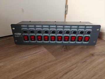 Showtec DJ-Switch 10 Schuko – 10-kanaals schakelpaneel beschikbaar voor biedingen