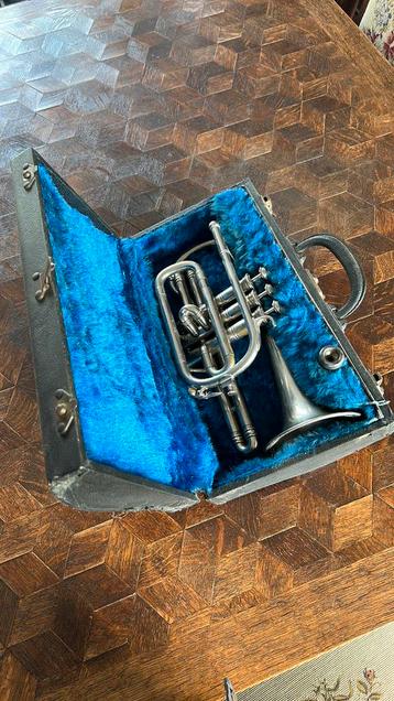 Antieke trompet Cheney