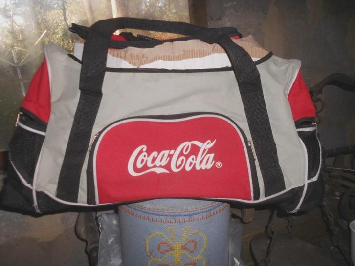 Vele  Coca Cola voorwerpen, Verzamelen, Overige Verzamelen, Gebruikt, Ophalen