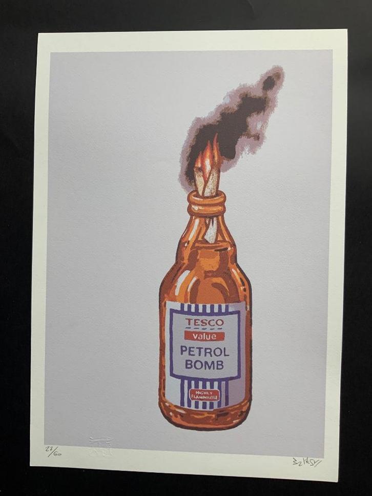 Banksy,Tesco Petrol Bomp litho genummerd met stempel, Antiek en Kunst, Kunst | Litho's en Zeefdrukken, Ophalen of Verzenden