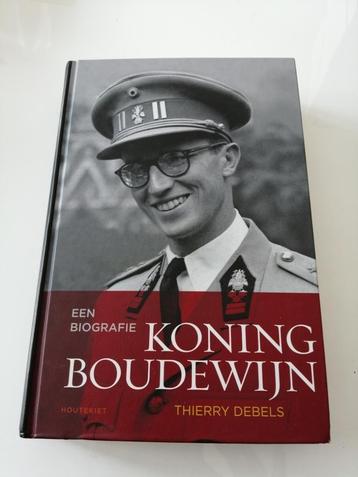 Een biografie van Koning Boudewijn  disponible aux enchères