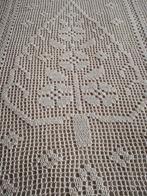 Handgehaakte bedsprei, Enlèvement ou Envoi, Autres couleurs, Comme neuf, Autres types