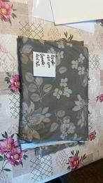 Panneau de fleurs gris, Autres couleurs, Comme neuf, Enlèvement, 30 à 120 cm